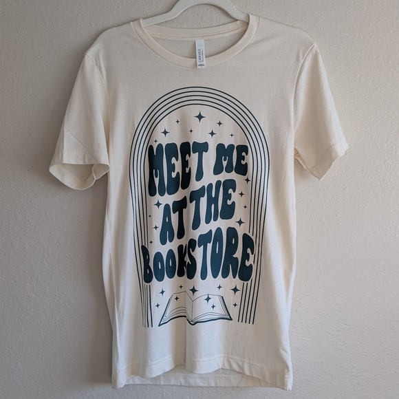 Bookish Box Meet Me at the Bookstore Tee in cream - Unisex S - NWOT - Picture 1 of 5
